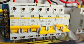 Монтаж УЗО - установка по доступной цене от 368 руб в Выксе от ЭлектроВкс